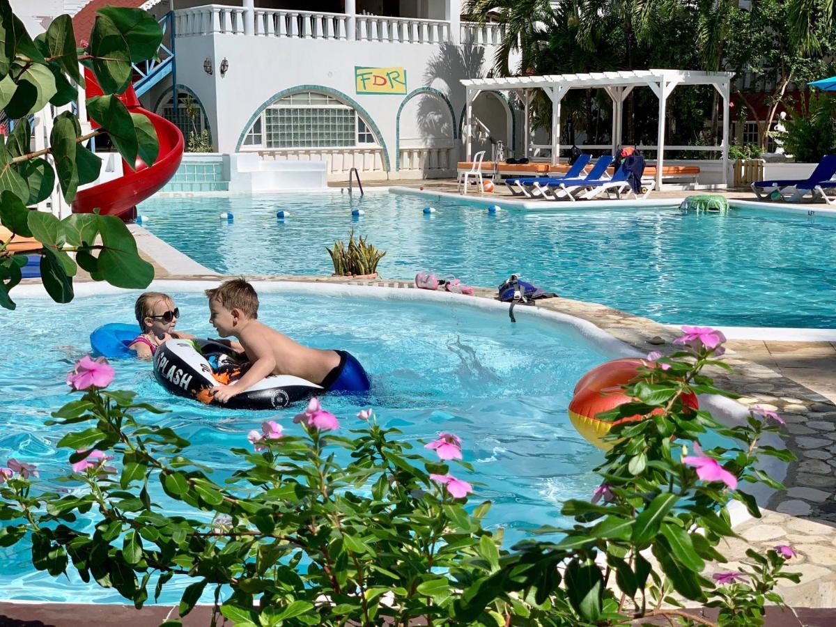 Franklyn D Resort & Spa All Inclusive Runaway Bay Extérieur photo