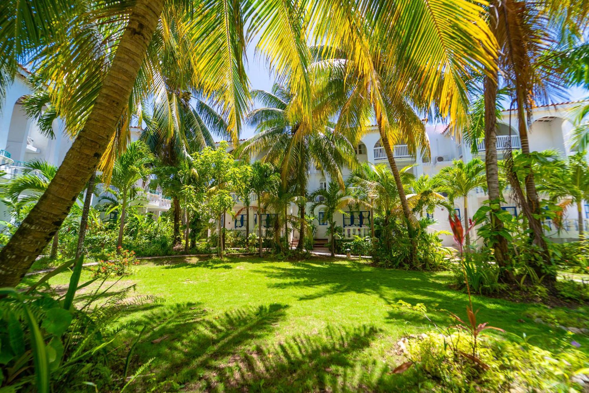 Franklyn D Resort & Spa All Inclusive Runaway Bay Extérieur photo