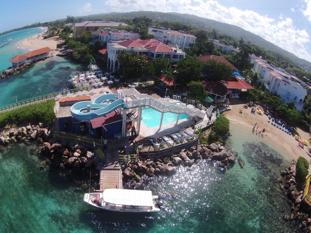 Franklyn D Resort & Spa All Inclusive Runaway Bay Extérieur photo