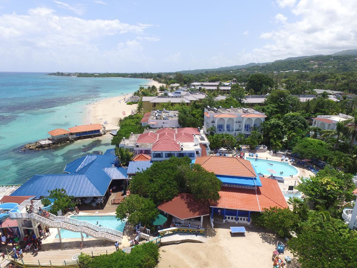 Franklyn D Resort & Spa All Inclusive Runaway Bay Extérieur photo