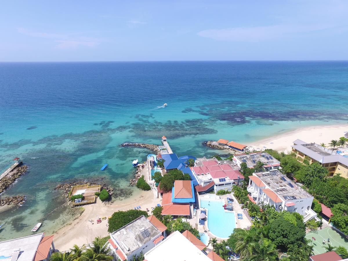 Franklyn D Resort & Spa All Inclusive Runaway Bay Extérieur photo